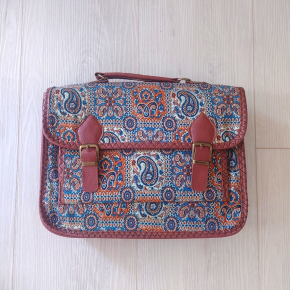 ✨HP✨Cross-body Bag - Picture 1 of 4